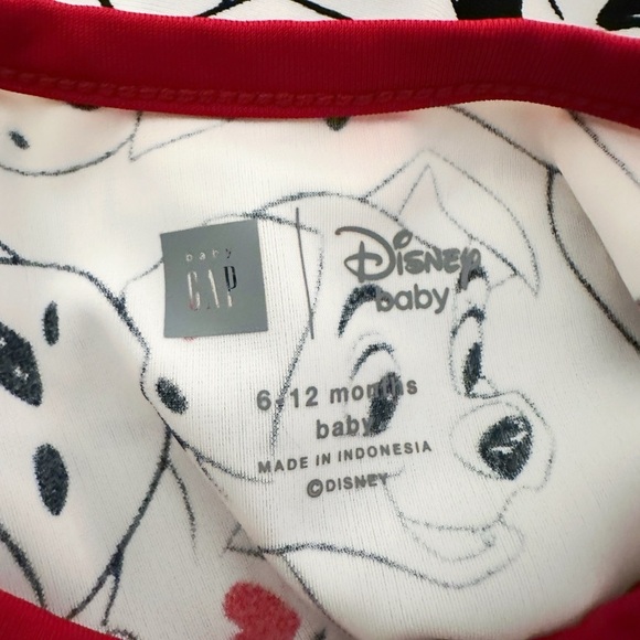 GAP x Disney | Infant Rashguard Swimsuit Set (6-12m) ♥️🤍🖤 - Picture 2 of 2
